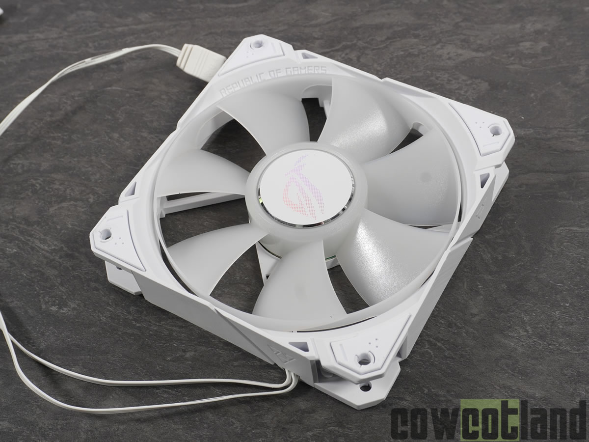 Image 54530, galerie ASUS ROG RYUO III 360, un Watercooling AIO tout simplement excellent