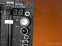 Cliquez pour agrandir Carte m�re ASUS ROG Crosshair X870E APEX, une Reine !