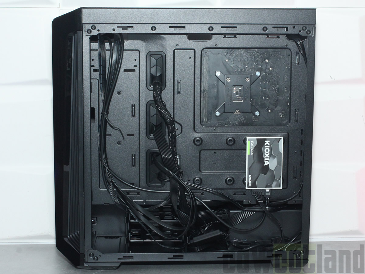 Image 45004, galerie Test boitier Cooler Master Masterbox 540 : Il a du style