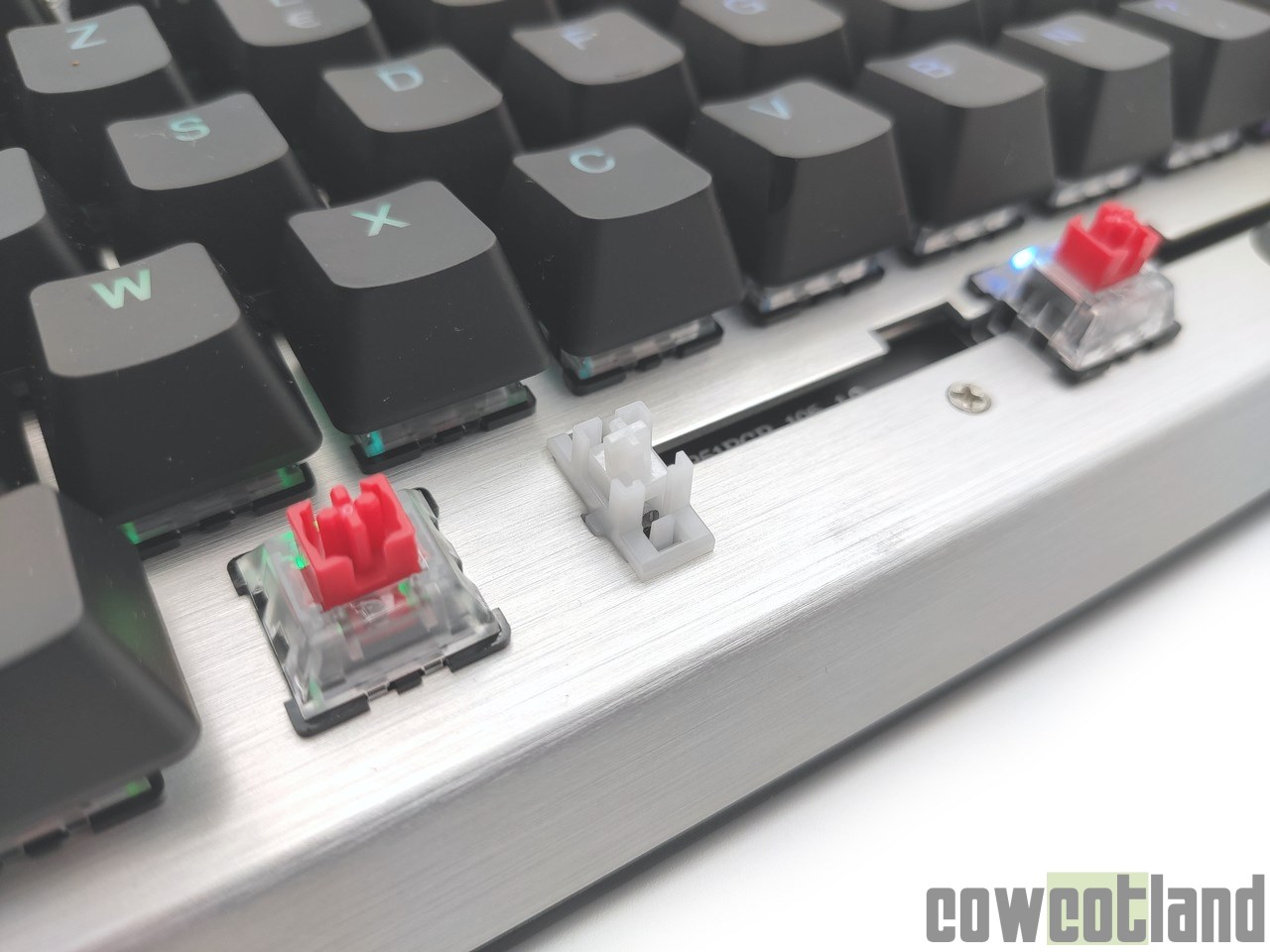 Image 46351, galerie Test clavier mcanique Cooler Master CK351 : switches optiques et hot-swappables !