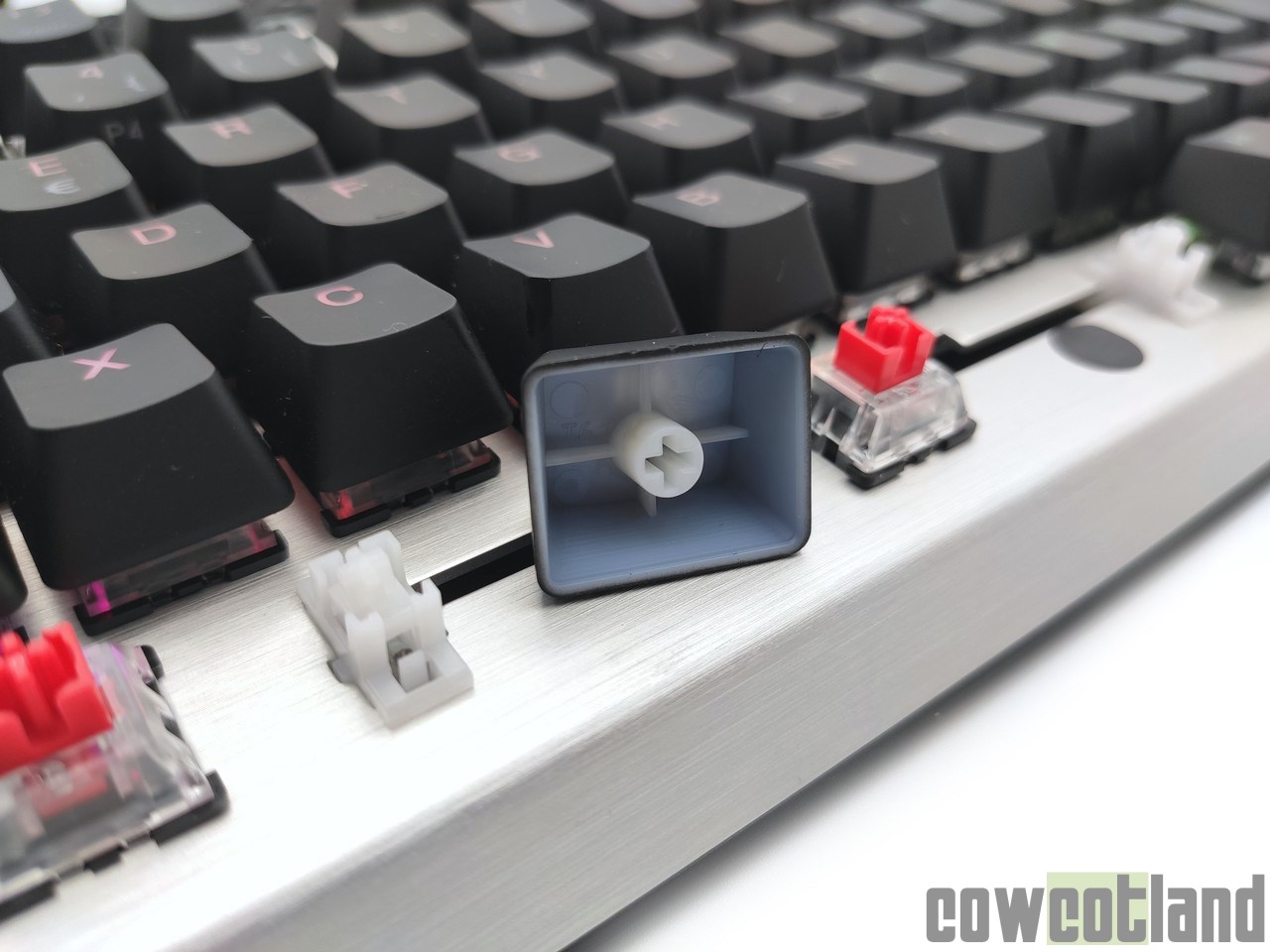 Image 46357, galerie Test clavier mcanique Cooler Master CK351 : switches optiques et hot-swappables !