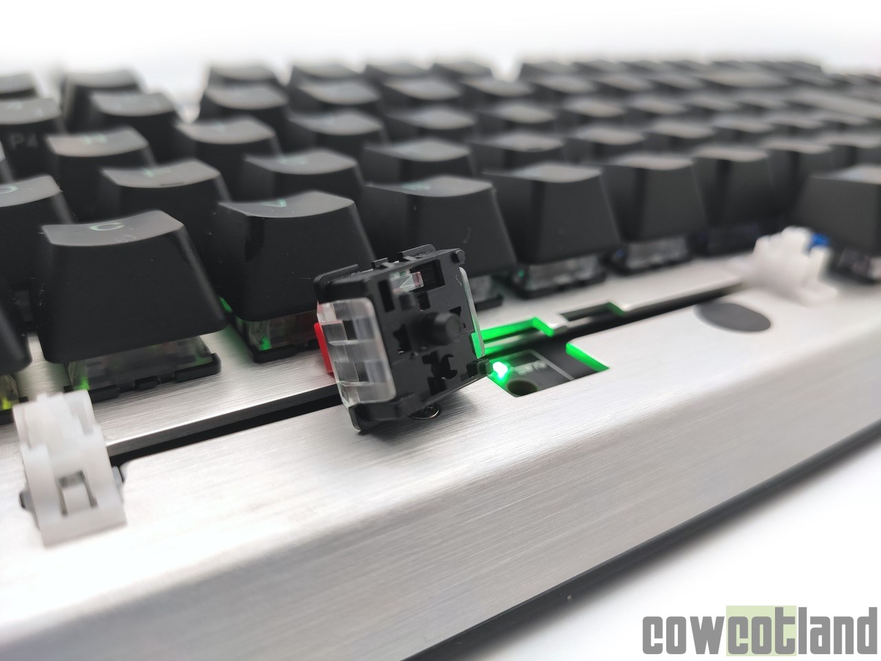 Image 46352, galerie Test clavier mcanique Cooler Master CK351 : switches optiques et hot-swappables !