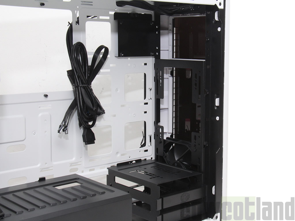 Image 30717, galerie Test boitier Cooler Master Masterbox 5