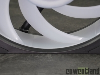 Cliquez pour agrandir Cooler Master MasterLiquid 360 Ion, un �cran et de nombreuses possibilit�s logicielles