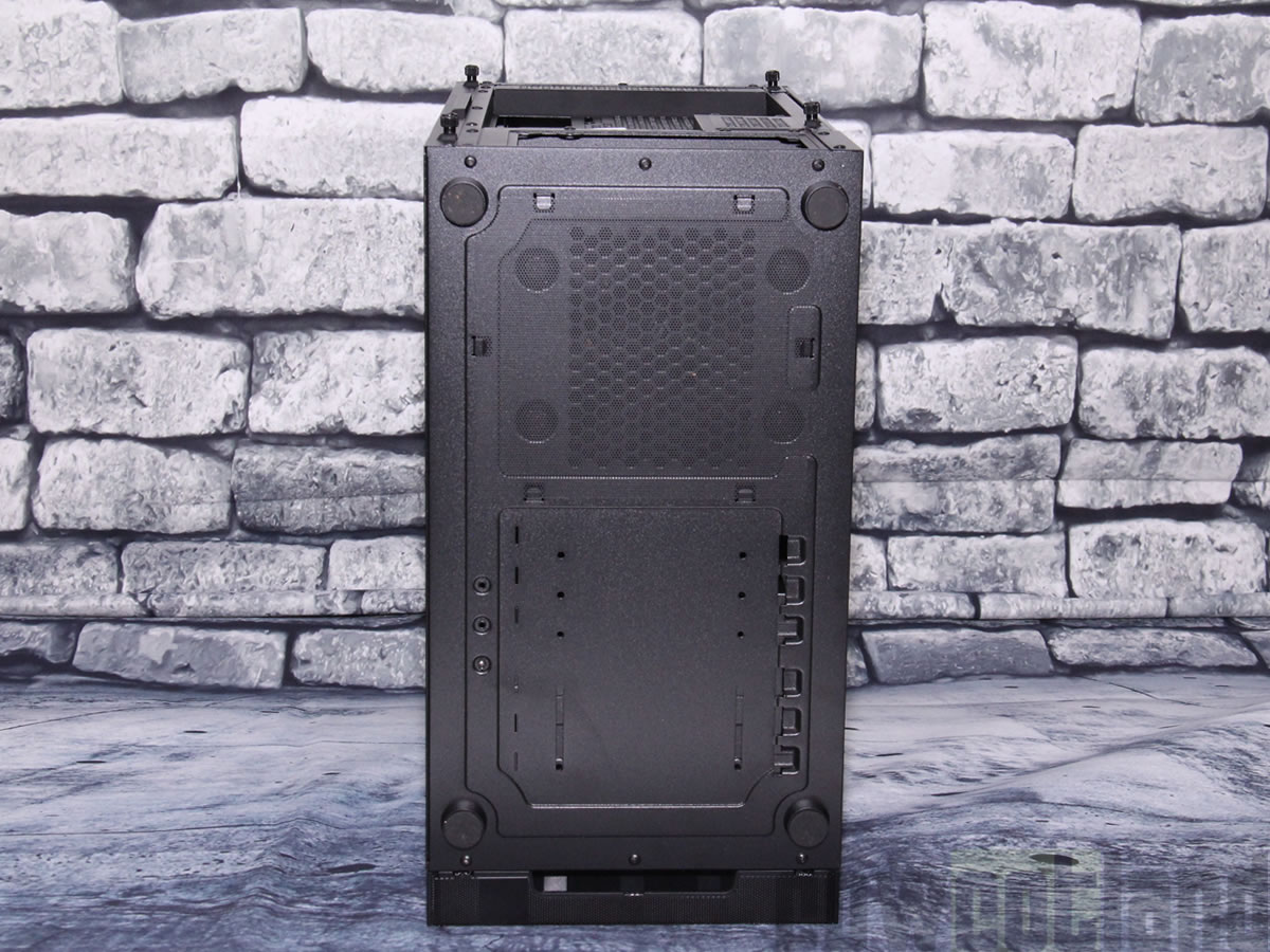 Image 39001, galerie Test boitier Cooler Master Masterbox NR400 : Encore du Micro ATX intressant et abordable