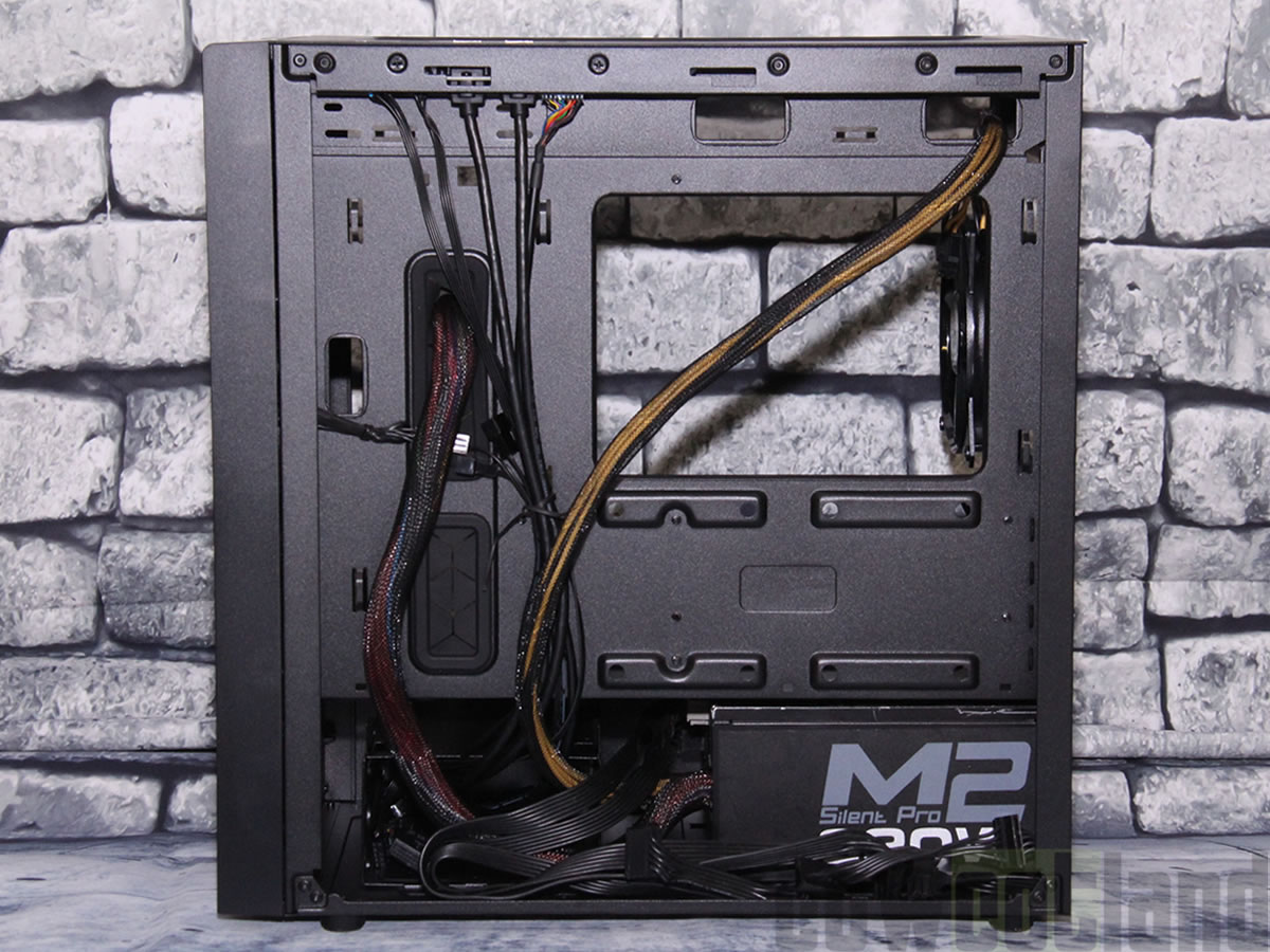 Image 39004, galerie Test boitier Cooler Master Masterbox NR400 : Encore du Micro ATX intressant et abordable