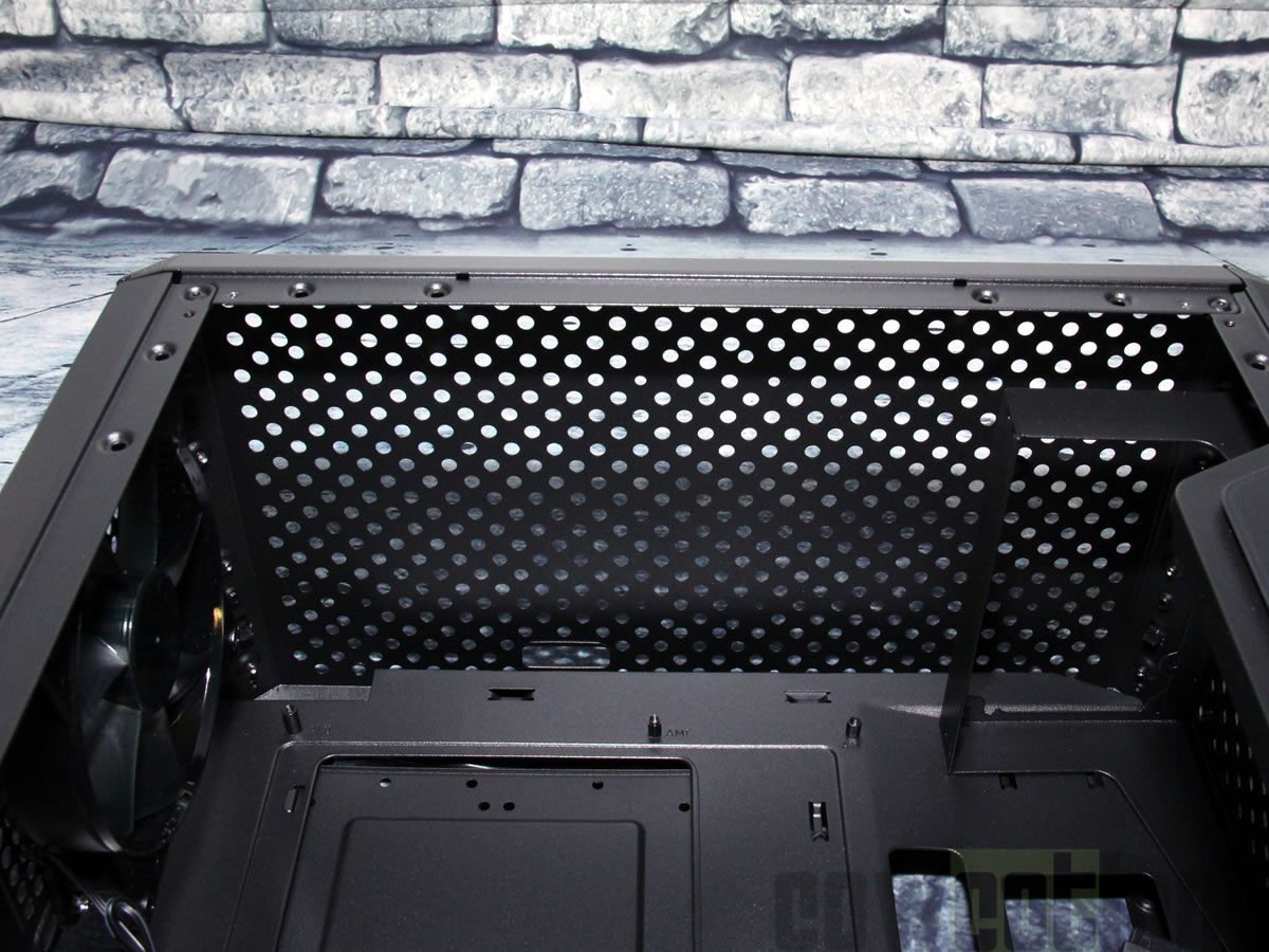 Image 38756, galerie Test boitier Cooler Master Masterbox Q500L : Polyvalent pour 49.90 euros