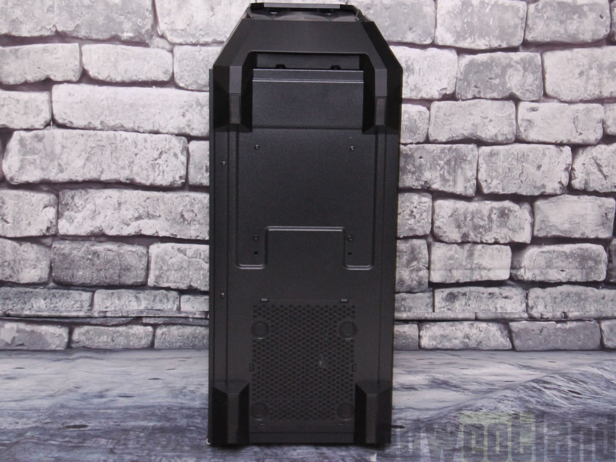 Image 41341, galerie Test boitier Cooler Master MasterBox TD500 ARGB Mesh : Boule  facettes