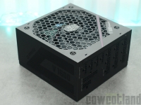 Cliquez pour agrandir Cooler Master V1600 Platinum V2 : Un monstrum d'alimentation ATX 3.1