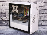 Cliquez pour agrandir Test boitier Corsair 275R Airflow : Plus d'air pour plus de performances