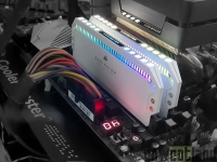 Cliquez pour agrandir Test DDR4 CORSAIR Dominator Platinum RGB White 16 Go 4000 Mhz