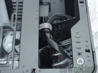 Cliquez pour agrandir CORSAIR AIR 5400 : le meilleur boitier cube panoramique ?