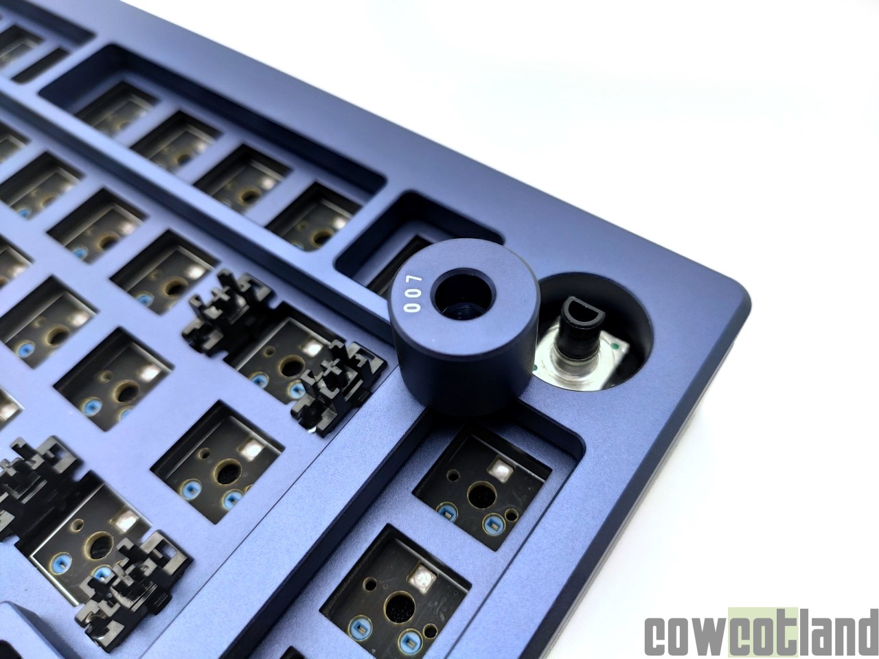 Image 47494, galerie Test Epomaker AKKO MOD007 CNC kit : un barebone de clavier mcanique en aluminium CNC premium !