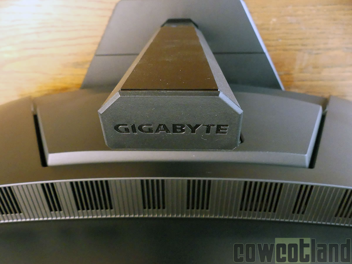 Image 42311, galerie Test cran Gamer GIGABYTE G32QC (32 pouces, 1440p, 165 Hz)