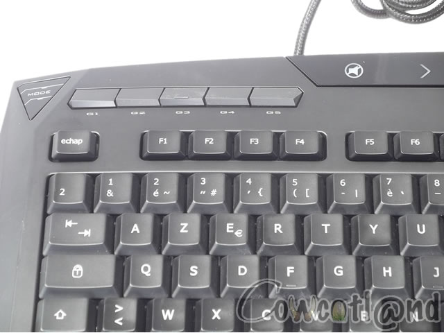 Image 13421, galerie Gigabyte K8100, le clavier quil est beau en noir