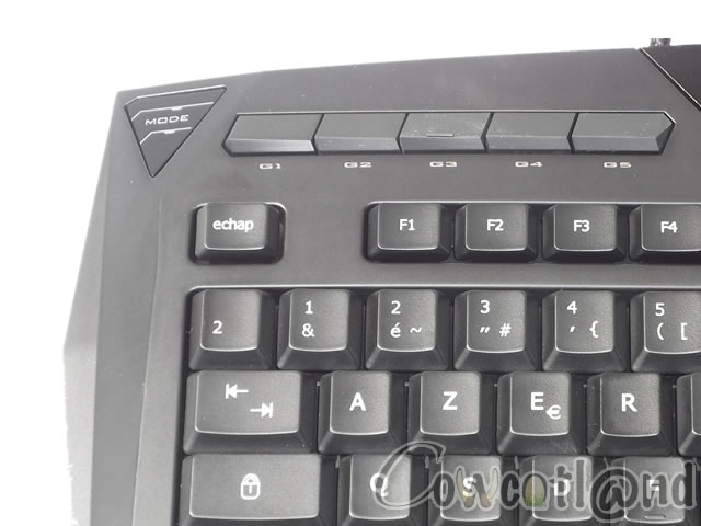 Image 13412, galerie Gigabyte K8100, le clavier quil est beau en noir