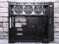 Cliquez pour agrandir Test boitier IN WIN 309 : Je suis tomb� amoureux