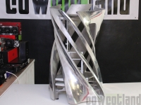 Cliquez pour agrandir Boitier In Win Z-Tower : Sculptural