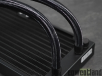 Cliquez pour agrandir Kolink Umbra Void AIO 240 mm, du RGB � petit prix