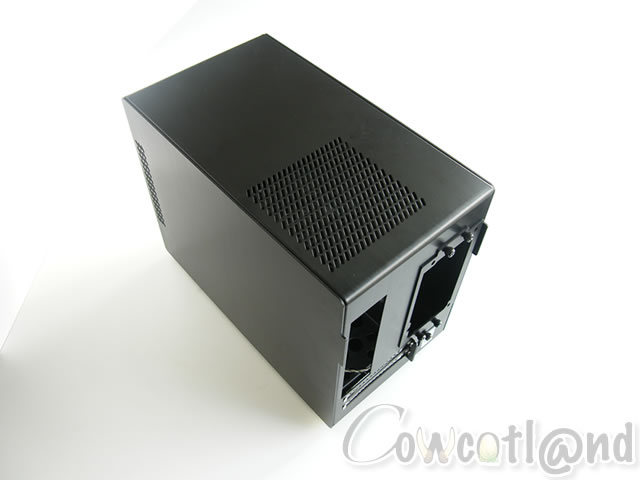 Image 14330, galerie Lian Li PC-Q25, le boitier Mini ITX  tout faire ?