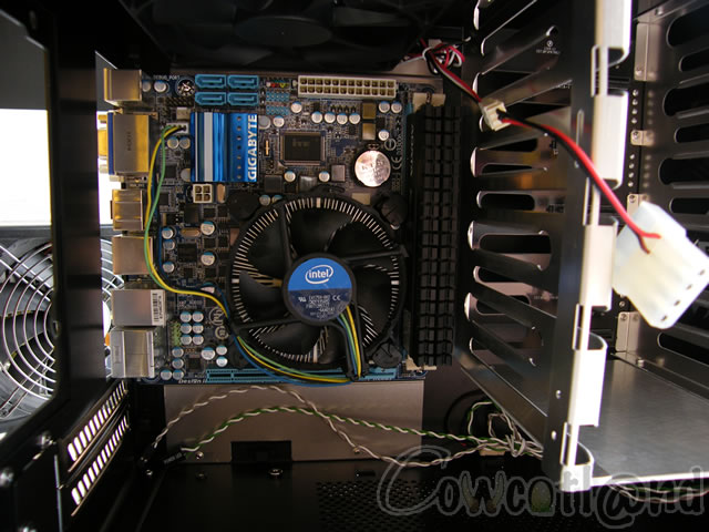 Image 14333, galerie Lian Li PC-Q25, le boitier Mini ITX  tout faire ?