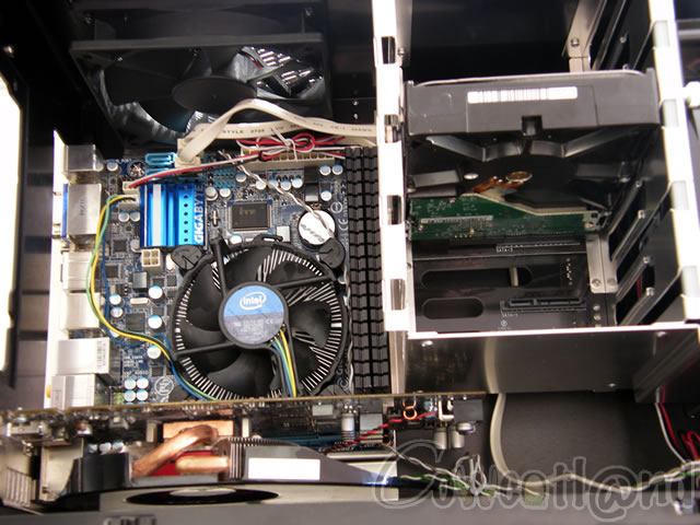 Image 14327, galerie Lian Li PC-Q25, le boitier Mini ITX  tout faire ?