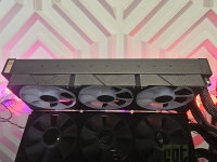 Cliquez pour agrandir Test ROG Astral LC GeForce RTX 5090 32GB GDDR7 OC Edition : le GB202 sublim� par ASUS !