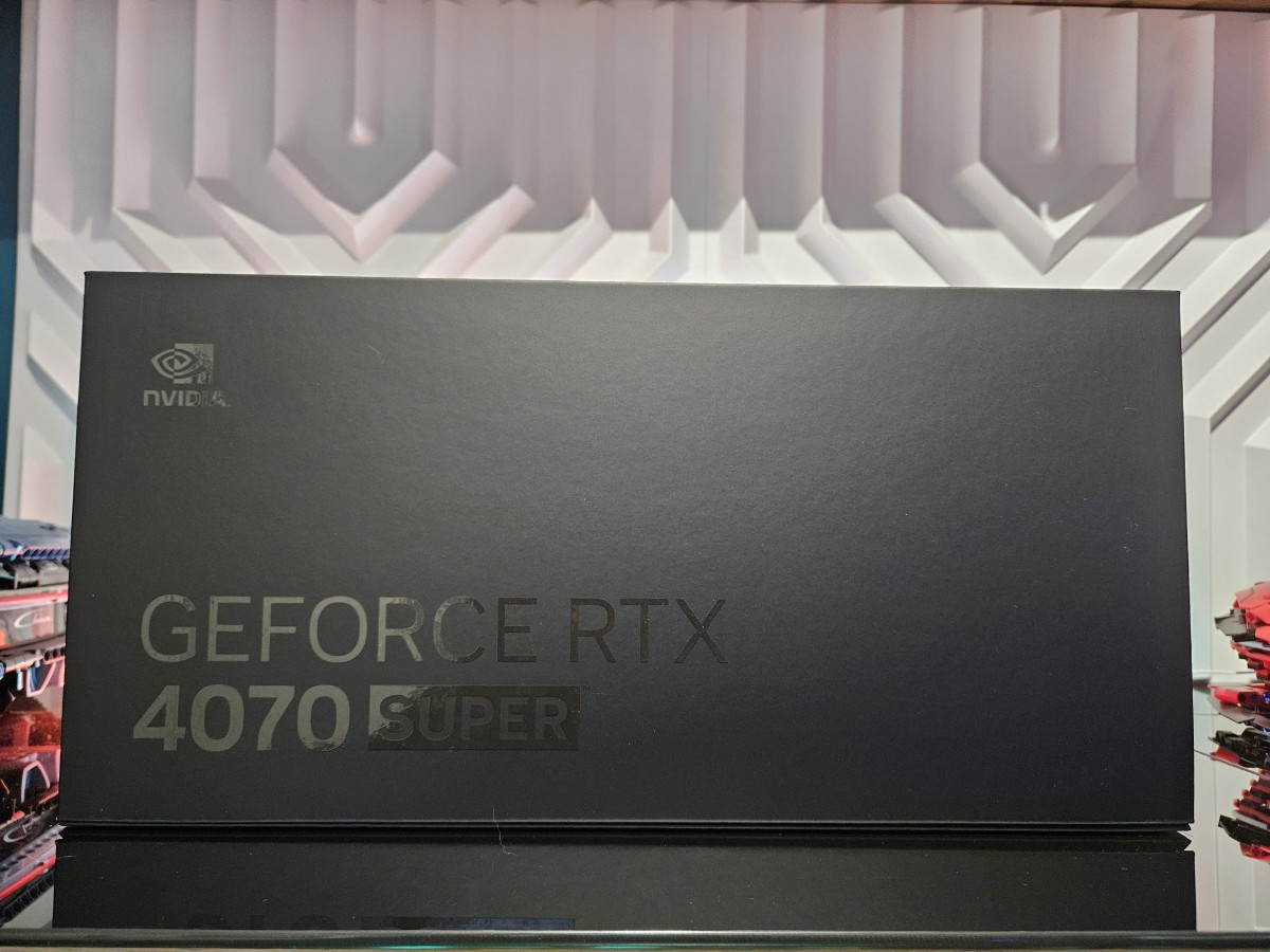 Image 63635, galerie Test NVIDIA GeForce RTX 4070 SUPER FE : une premire super carte !