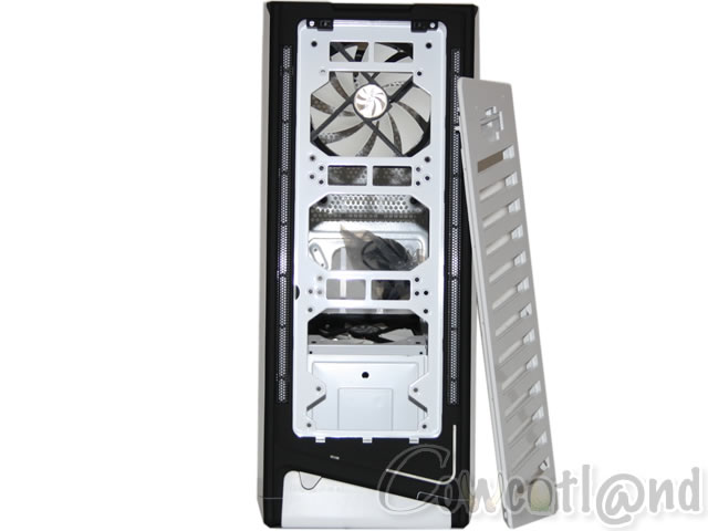 Image 15021, galerie Test boitier NZXT Switch 810 : grand, beau, pas cher