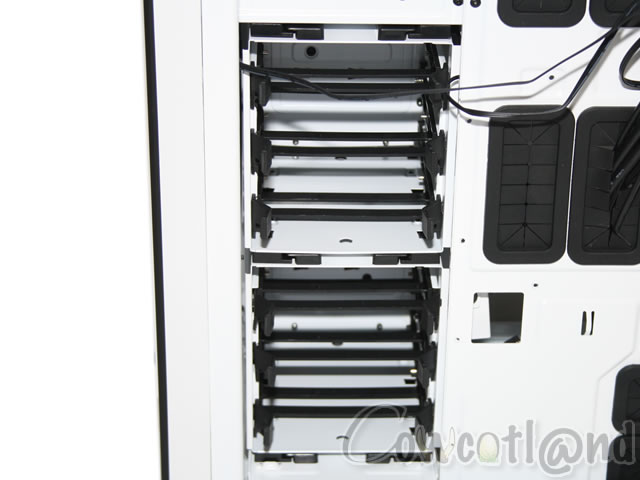 Image 15040, galerie Test boitier NZXT Switch 810 : grand, beau, pas cher