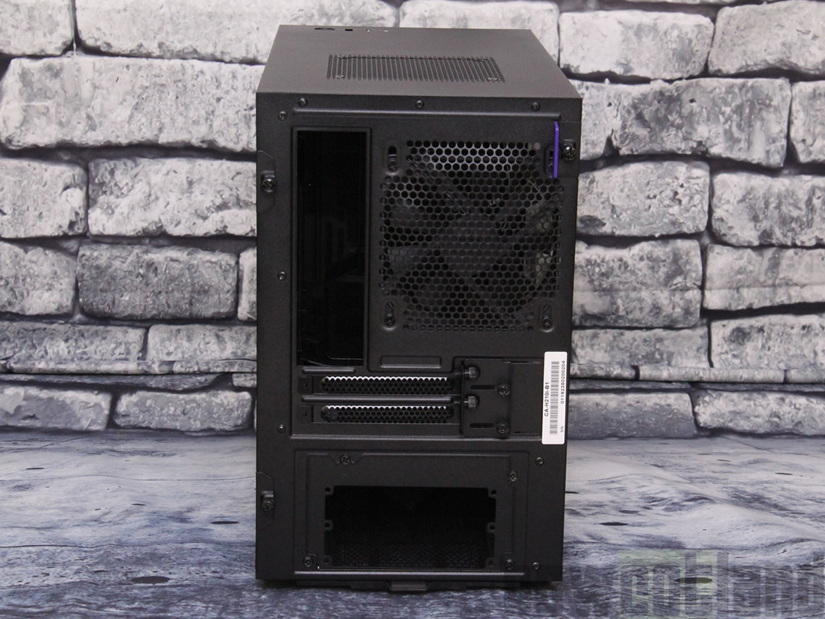 Image 39604, galerie Test boitier Mini ITX NZXT H210i