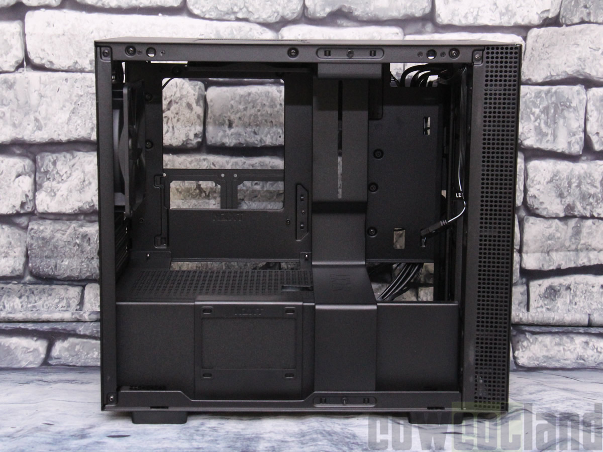 Image 39600, galerie Test boitier Mini ITX NZXT H210i