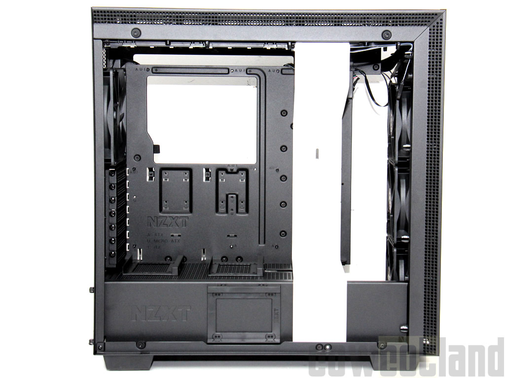 Image 35119, galerie Test boitier NZXT H700i