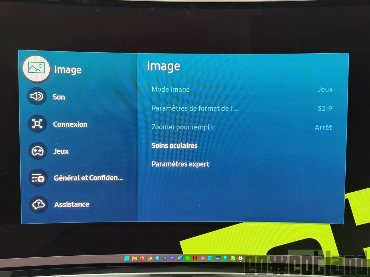 Image 60336, galerie SAMSUNG Odyssey OLED G9 : 49 pouces Curved et avec Smart Monitor !