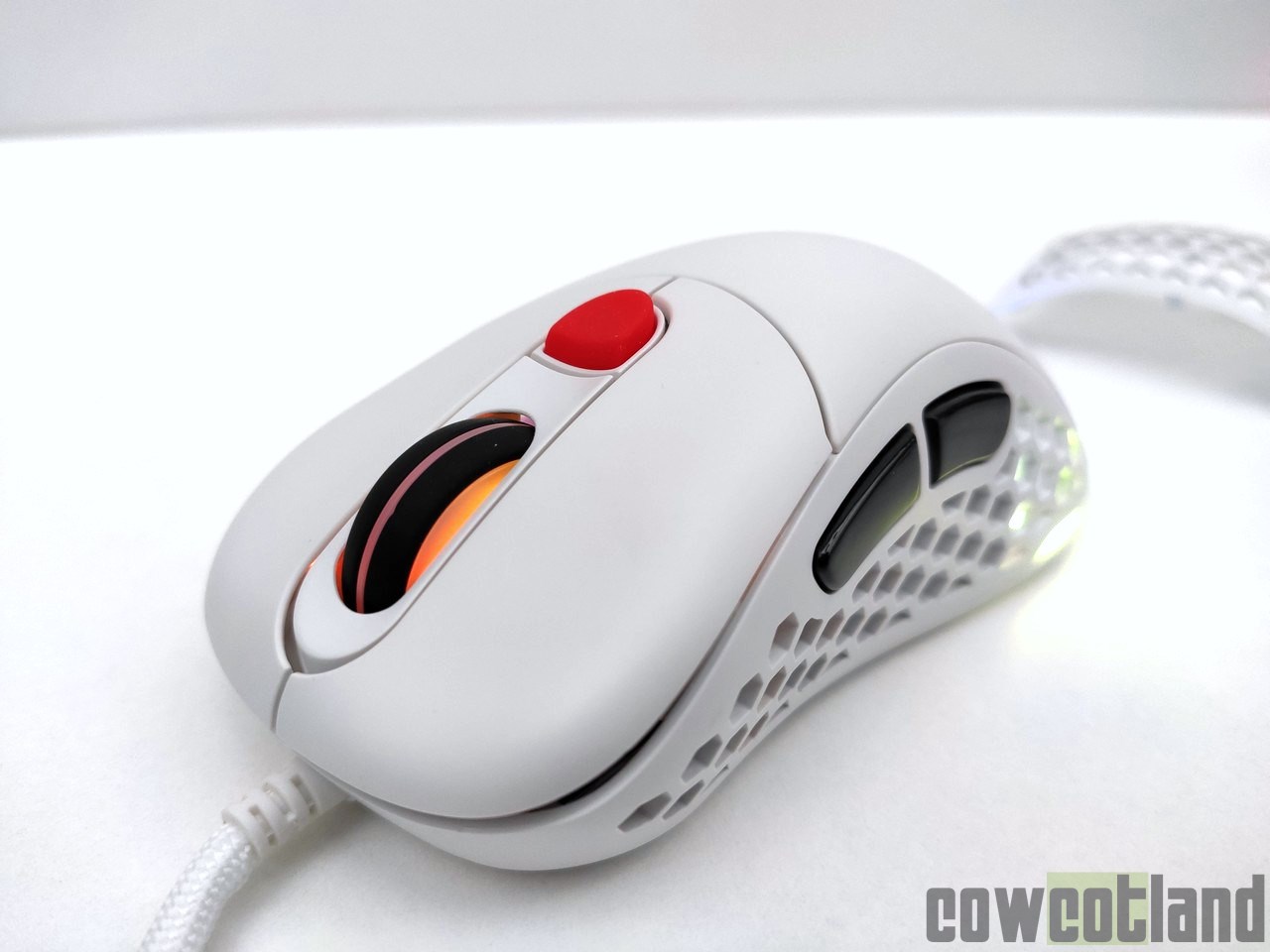 Image 43512, galerie Test souris Gaming Sharkoon Light 200 : Zowie-Killer ?