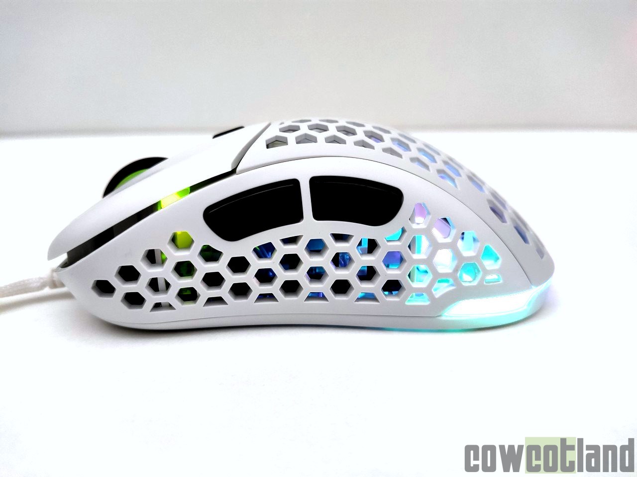 Image 43510, galerie Test souris Gaming Sharkoon Light 200 : Zowie-Killer ?