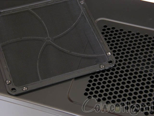 Image 15607, galerie SilverStone PS07, du mATX Gaming low-cost ?