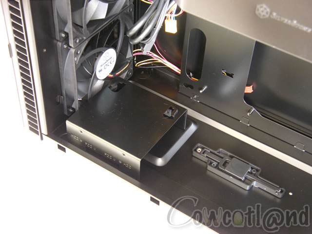 Image 15627, galerie SilverStone PS07, du mATX Gaming low-cost ?