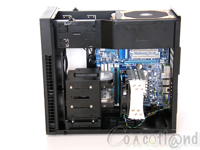 Image 15652, galerie SilverStone PS07, du mATX Gaming low-cost ?