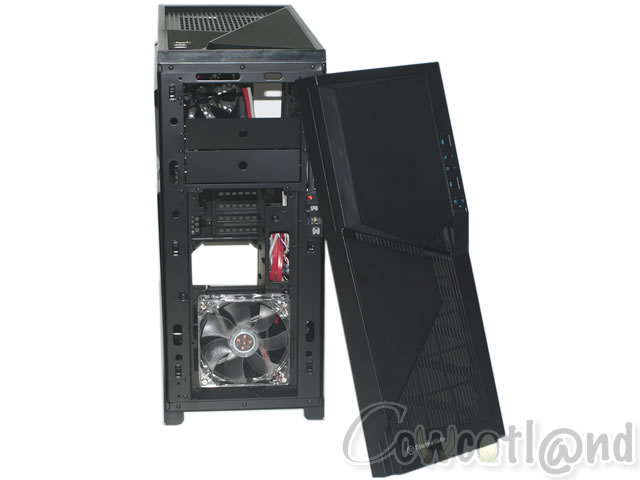 Image 9167, galerie Thermaltake Armor A90, Design Top, chssis Flop