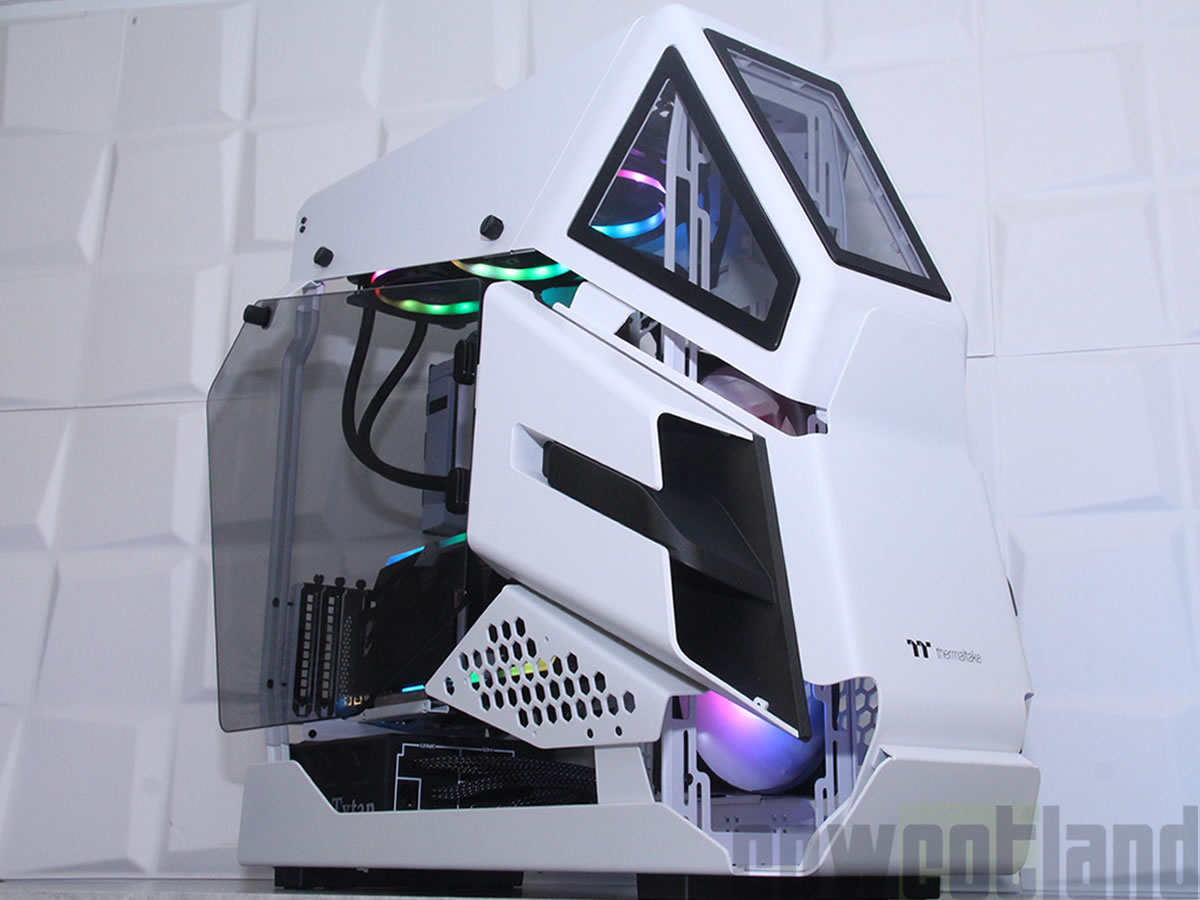 Image 43140, galerie Test boitier THERMALTAKE AH-T600 : Supercopter pour ton PC