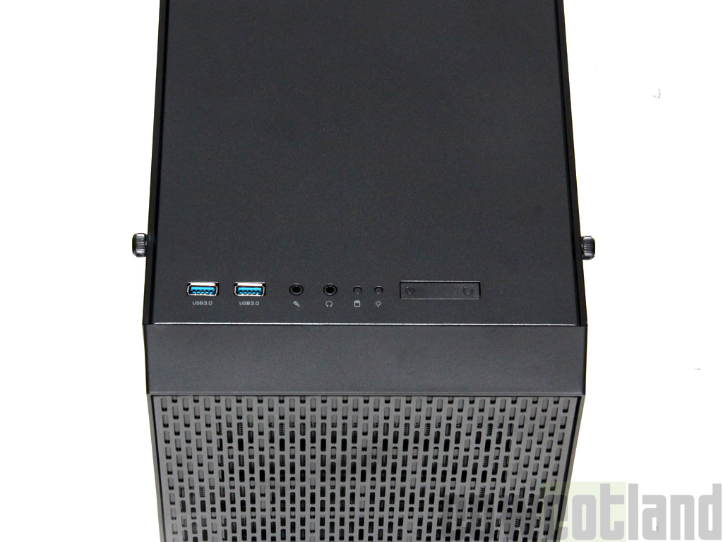 Image 34294, galerie Test boitier Thermaltake Core G21 TG