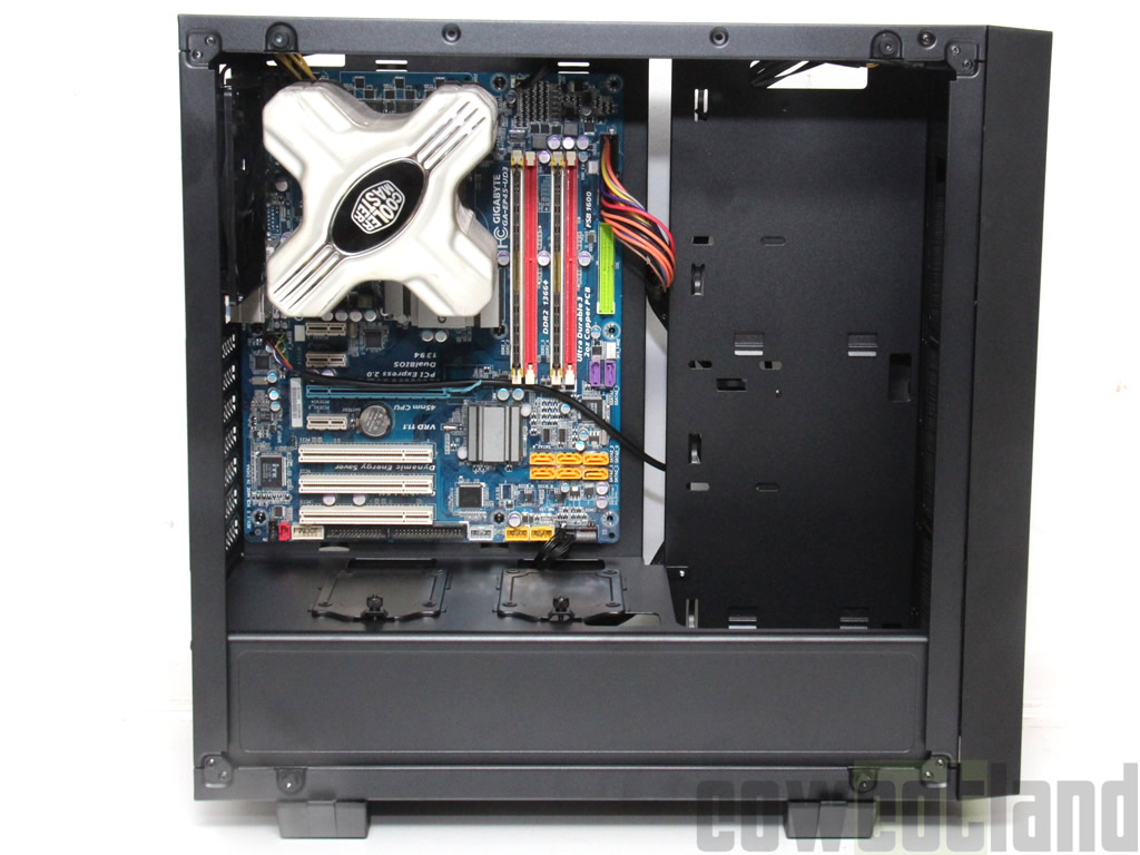 Image 34288, galerie Test boitier Thermaltake Core G21 TG