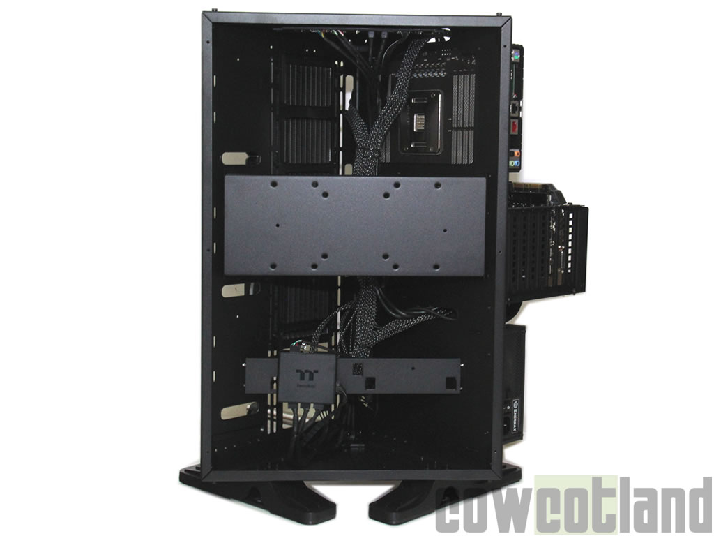 Image 36847, galerie Test boitier Thermaltake P90
