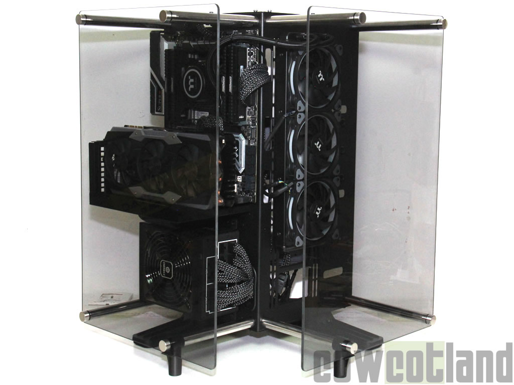 Image 36828, galerie Test boitier Thermaltake P90