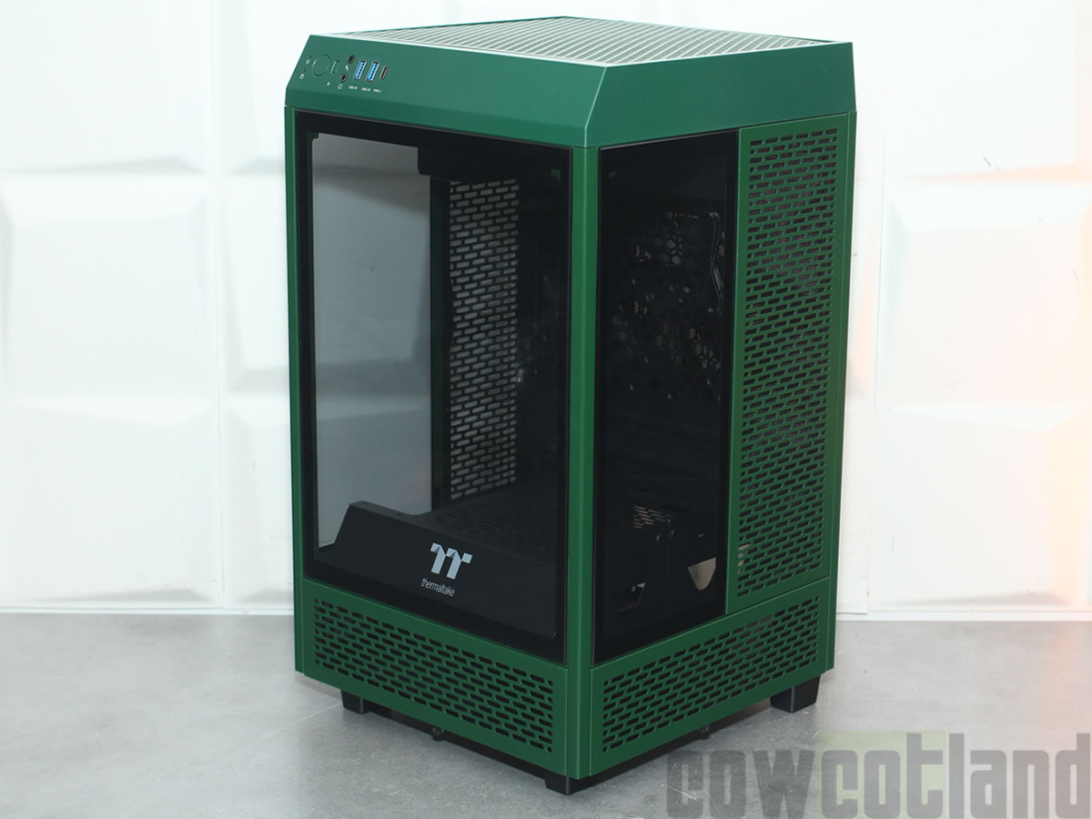 Image 46603, galerie Test boitier Thermaltake TOWER 100 RACING GREEN : So British