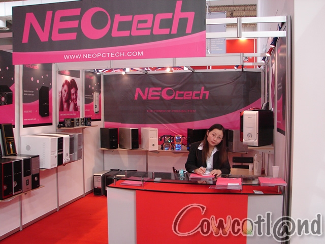 Stand Neotech 
