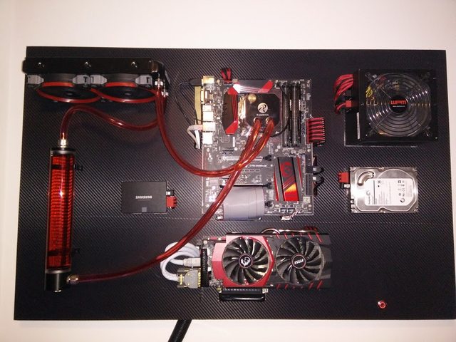 Scratch-build-wall-mounted-pc 