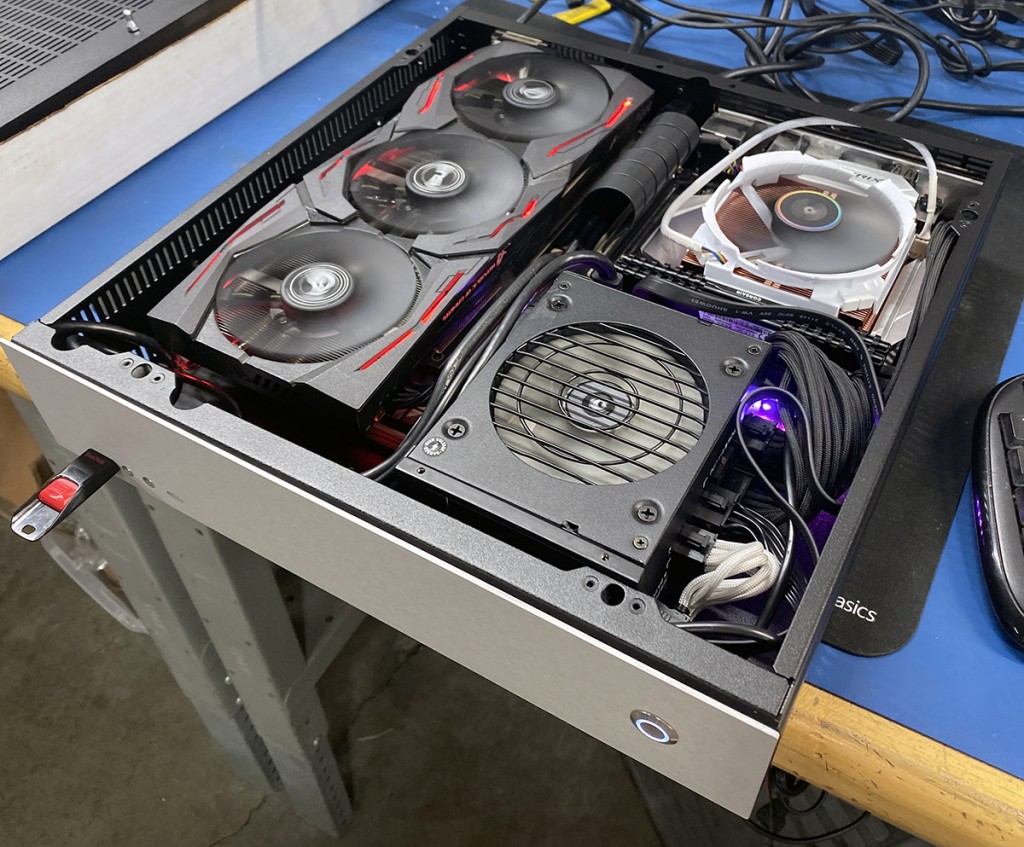 Sliger 3 Slots Case 