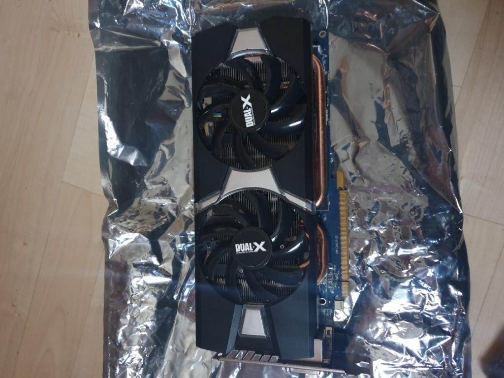 Sapphire Radeon R9 280 Dual X With Boost - 3 Go 